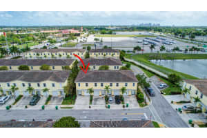 1010 NW 40th Way, Lauderhill, FL 33313 Sold 05/06/24