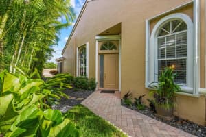 4690 Carlton Golf Drive, Lake Worth, FL 33449 Sold 10/01/24