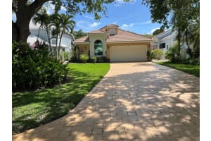 12931 Oak Knoll Drive, Palm Beach Gardens, FL 33418 Sold 07/22/24