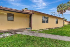468 Glenwood Drive, West Palm Beach, FL 33415 Sold 04/22/24