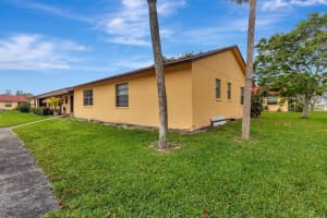 468 Glenwood Drive, West Palm Beach, FL 33415 Sold 04/22/24