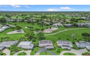 379 Villa Drive S, Atlantis, FL 33462 Sold 09/12/24