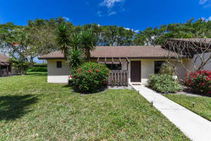 65 Via De Casas Norte 65, Boynton Beach, FL 33426 Sold 10/17/24