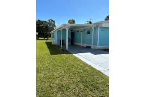 38 Golf Drive Drive, Port Saint Lucie, FL 34952 - MLS#R10972359