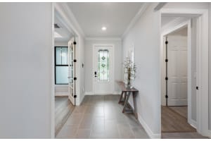 4536 Cumberland Terrace 109, Oakland Park, FL 33309 Sold 05/10/24