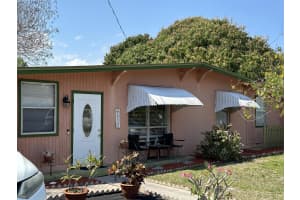 2103 Hills Court, Fort Pierce, FL 34950 Sold 12/20/24