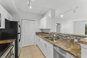 780 S Sapodilla Avenue 302, West Palm Beach, FL 33401 Sold 04/26/24