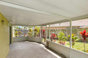 5697 Boynton Bay Cir Circle, Boynton Beach, FL 33437 Sold 04/29/24