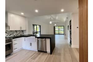 350 Club Circle 207, Boca Raton, FL 33487 Sold 06/14/24