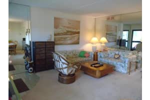 3300 Springdale Boulevard 202, Palm Springs, FL 33461 Sold 08/30/24