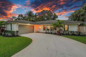 777 Ryanwood Drive, West Palm Beach, FL 33413 Sold 06/04/24
