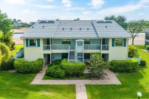 11 Eastgate Dr APT C, Boynton Beach, FL 33436, Sold 09/05/24