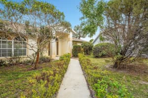 1123 SW Oak Hollow Court, Palm City, FL 34990 Sold 12/26/24