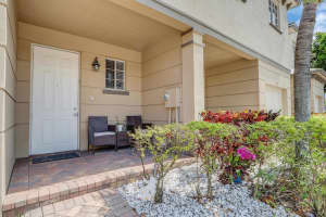 974 Tortuga Lane, Riviera Beach, FL 33404 Sold 05/23/24