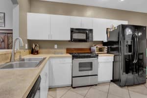 4275 SW 10th Ct, Deerfield Beach, FL 33442, Sold 06/11/24