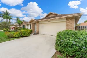 769 NW 41st Terrace, Deerfield Beach, FL 33442 Sold 05/02/24