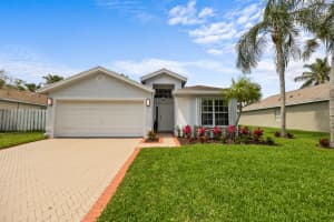 MLS# R10972950, Green Acres, Florida 33413