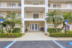 300 N Highway A1a 305o, Jupiter, FL 33477 Sold 05/28/24