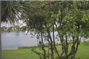 5340 Las Verdes Circle 207, Delray Beach, FL 33484 Sold 09/20/24
