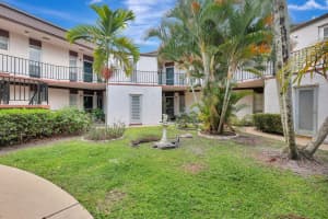 4 Greenway N 109, Royal Palm Beach, FL 33411 Sold 07/29/24