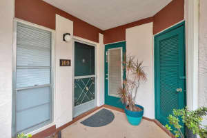 4 Greenway N 109, Royal Palm Beach, FL 33411 Sold 07/29/24