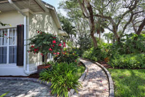 995 Castaway Boulevard, Vero Beach, FL 32963 Sold 05/13/24