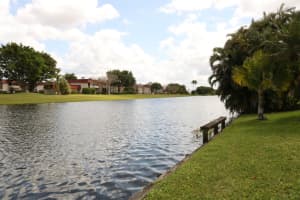 146 Park Road N, Royal Palm Beach, FL 33411 Sold 07/24/24