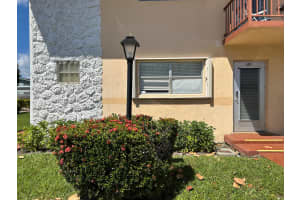 101 Oxford 600, West Palm Beach, FL 33417 Sold 10/01/24