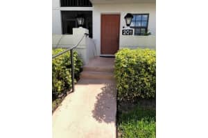 9692 Sills Drive E 201, Boynton Beach, FL 33437 Sold 07/30/24