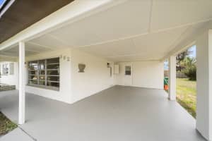 302 Bay Street, Port Saint Lucie, FL 34984 Sold 05/01/24