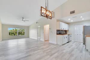 8195 SE Se Croft Circle Circle H-7, Hobe Sound, FL 33455 Sold 06/03/24