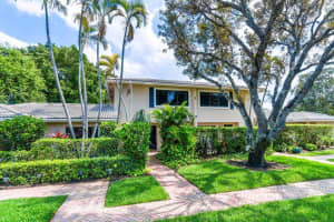 2 Stratford Drive B, Boynton Beach, FL 33436 Sold 05/16/25