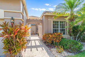 6417 Argento Street, Lake Worth, FL 33467 Sold 08/28/24