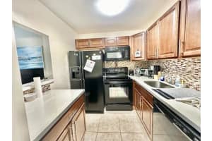 129 Suffolk D, Boca Raton, FL 33434 Sold 04/15/25