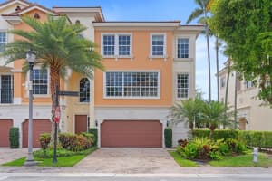 648 NE Francesca Lane, Boca Raton, FL 33487 Sold 12/16/24