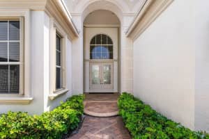 104 Monte Carlo Dr, Palm Beach Gardens, FL 33418, Sold 05/31/24