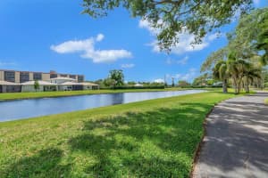 7290 Kinghurst Drive 102, Delray Beach, FL 33446 Sold 10/22/24