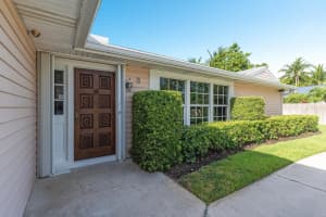 8 NW 24th Street, Delray Beach, FL 33444 Sold 09/03/24