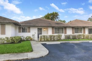206 Club Drive, Palm Beach Gardens, FL 33418 Sold 10/11/24