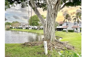 483 NW 36th Avenue 483, Deerfield Beach, FL 33442 Sold 05/22/24