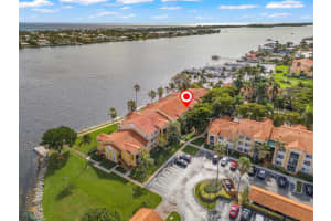 180 Yacht Club Way 207, Hypoluxo, FL 33462 Sold 05/14/24
