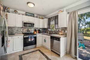 698 SW Bridgeport Drive, Port Saint Lucie, FL 34953 Sold 08/05/24