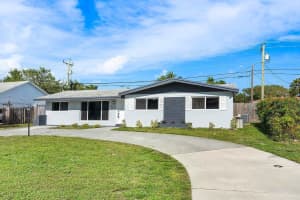 611 Lindell Boulevard, Delray Beach, FL 33444 Sold 06/11/24
