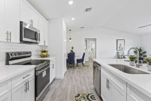 8186 97th Court, Vero Beach, FL 32967 Sold 09/18/24