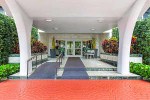 369 S Lake Drive Ph D, Palm Beach, FL 33480 Sold 01/21/25