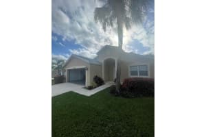 1048 Park Hill Drive, Haverhill, FL 33417 Sold 01/31/25
