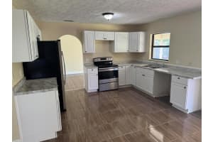 1026 SE Albatross Avenue, Port Saint Lucie, FL 34983 Sold 11/20/24