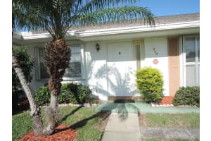 519 Crooked Lake Lane B, Fort Pierce, FL 34950 Sold 06/30/25