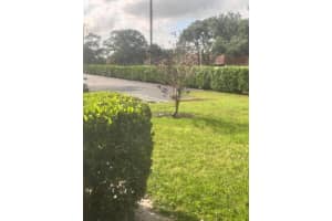 321 Knotty Pine Circle A-1, Greenacres, FL 33463 Sold 07/31/24