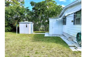 8807 40th Terrace S, Boynton Beach, FL 33436 Sold 06/07/24